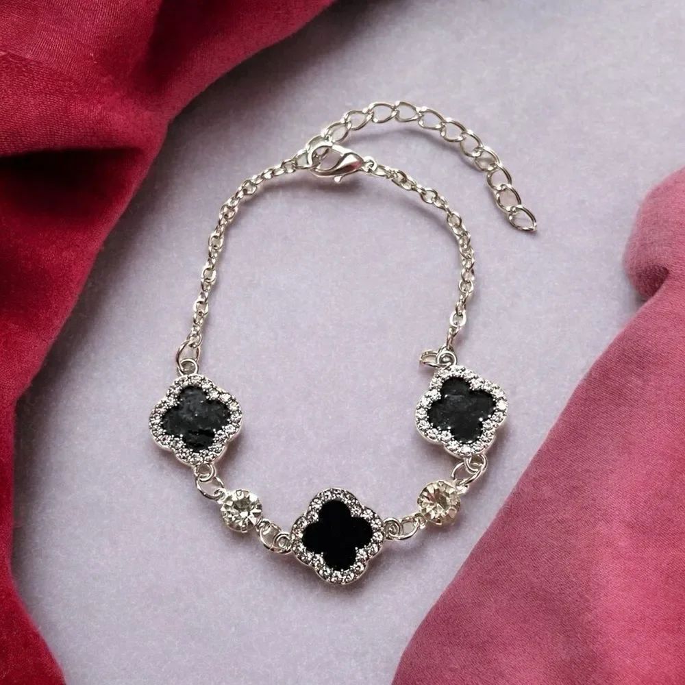 Elegant Black Clover Rhinestone Silver Tone Bracelet